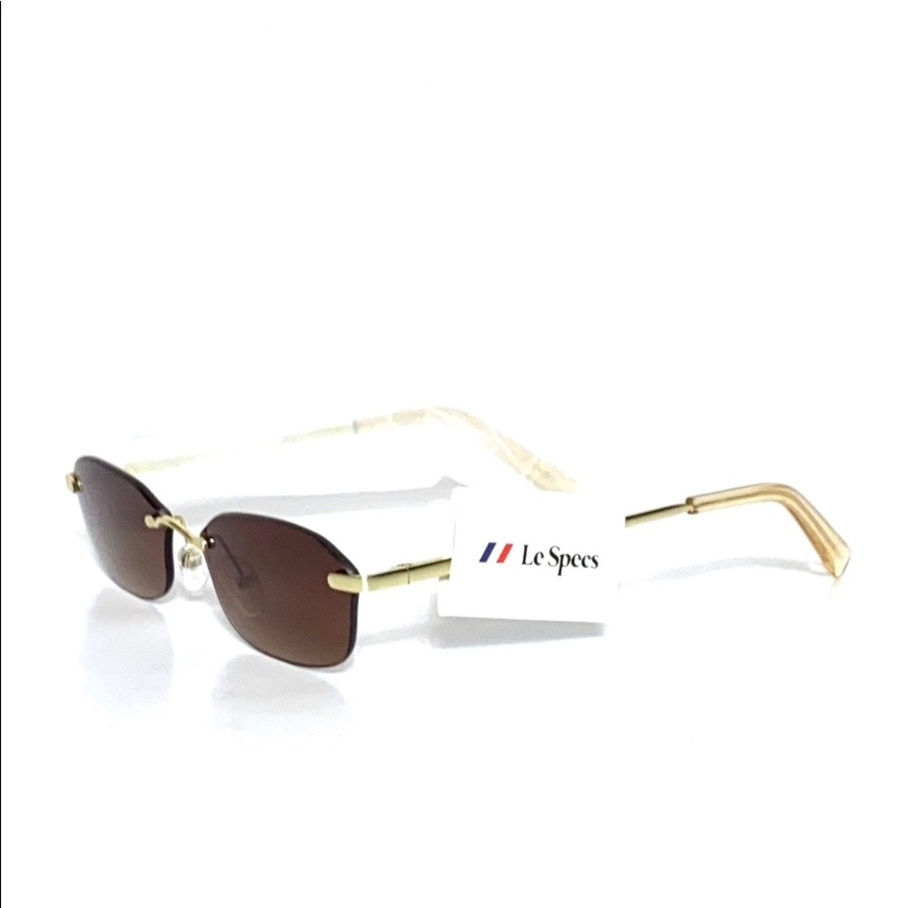 Le Specs Adolfo Antique Gold Metal Frame Sunnies - Picture 4 of 6